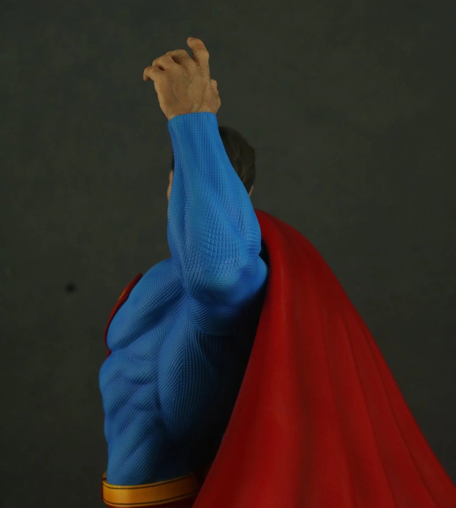 DC Comics - Superman | 1:4 Resin Statue | von MFA Collectibles - Image 7