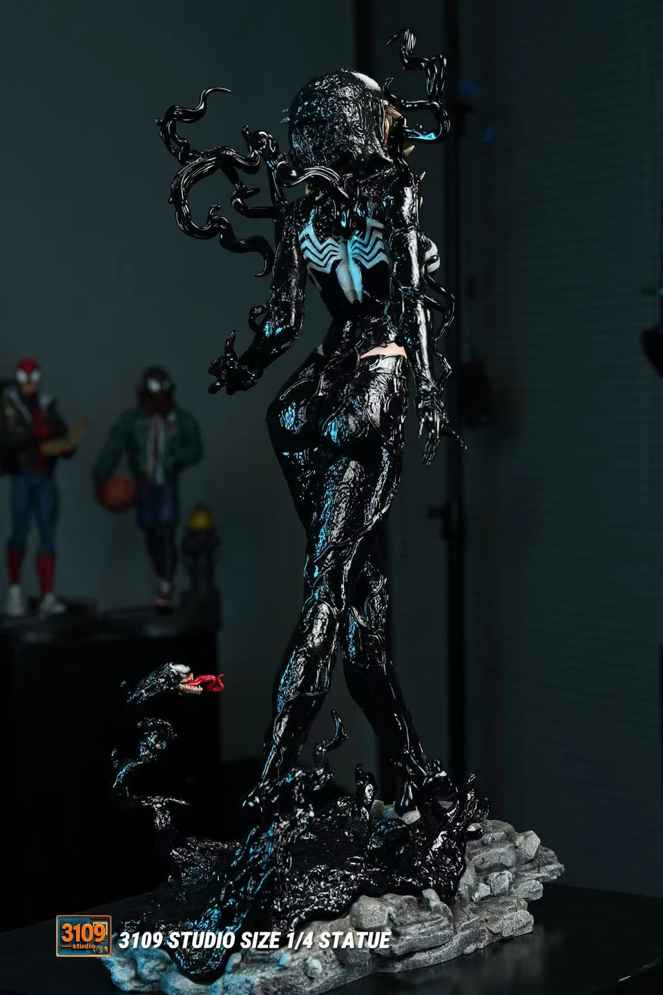 Marvel - Venom Gwen | 1:4 Resin Statue | by 3109 Studio - Image 5